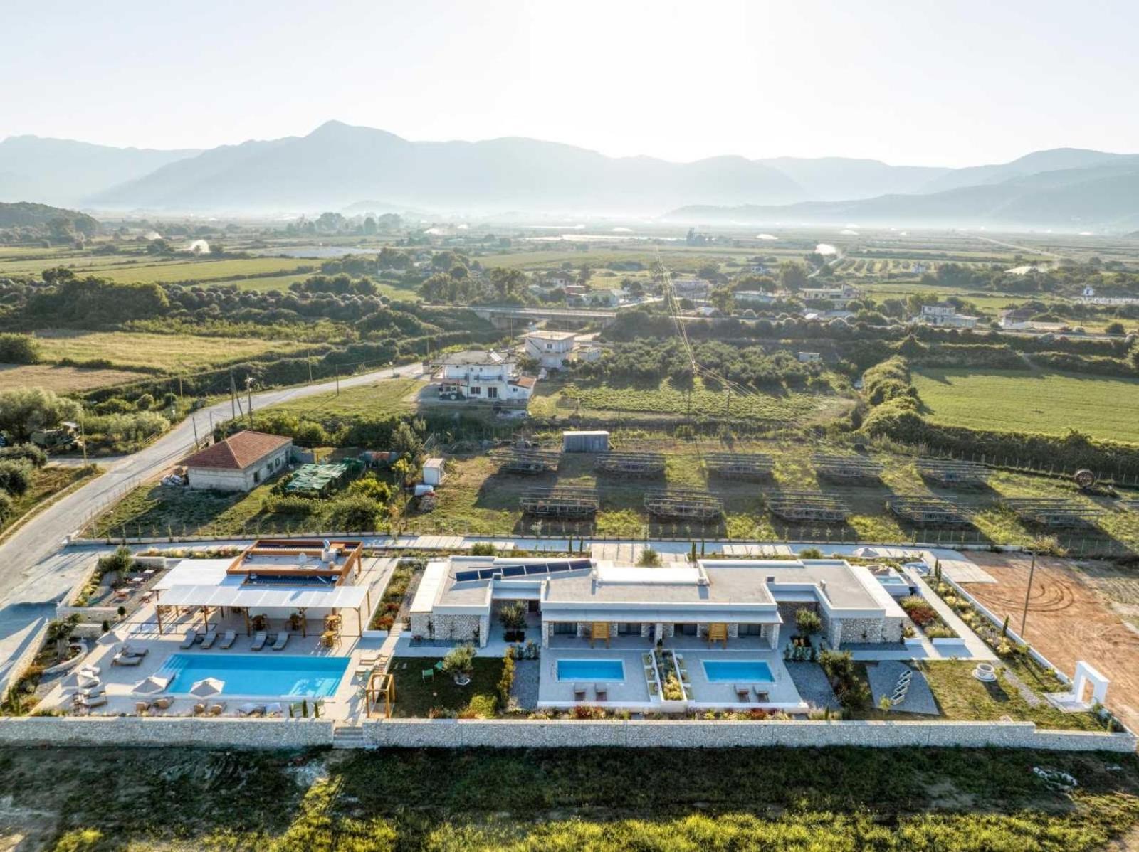 Trinity Design Suites Valanidorachi Exterior foto