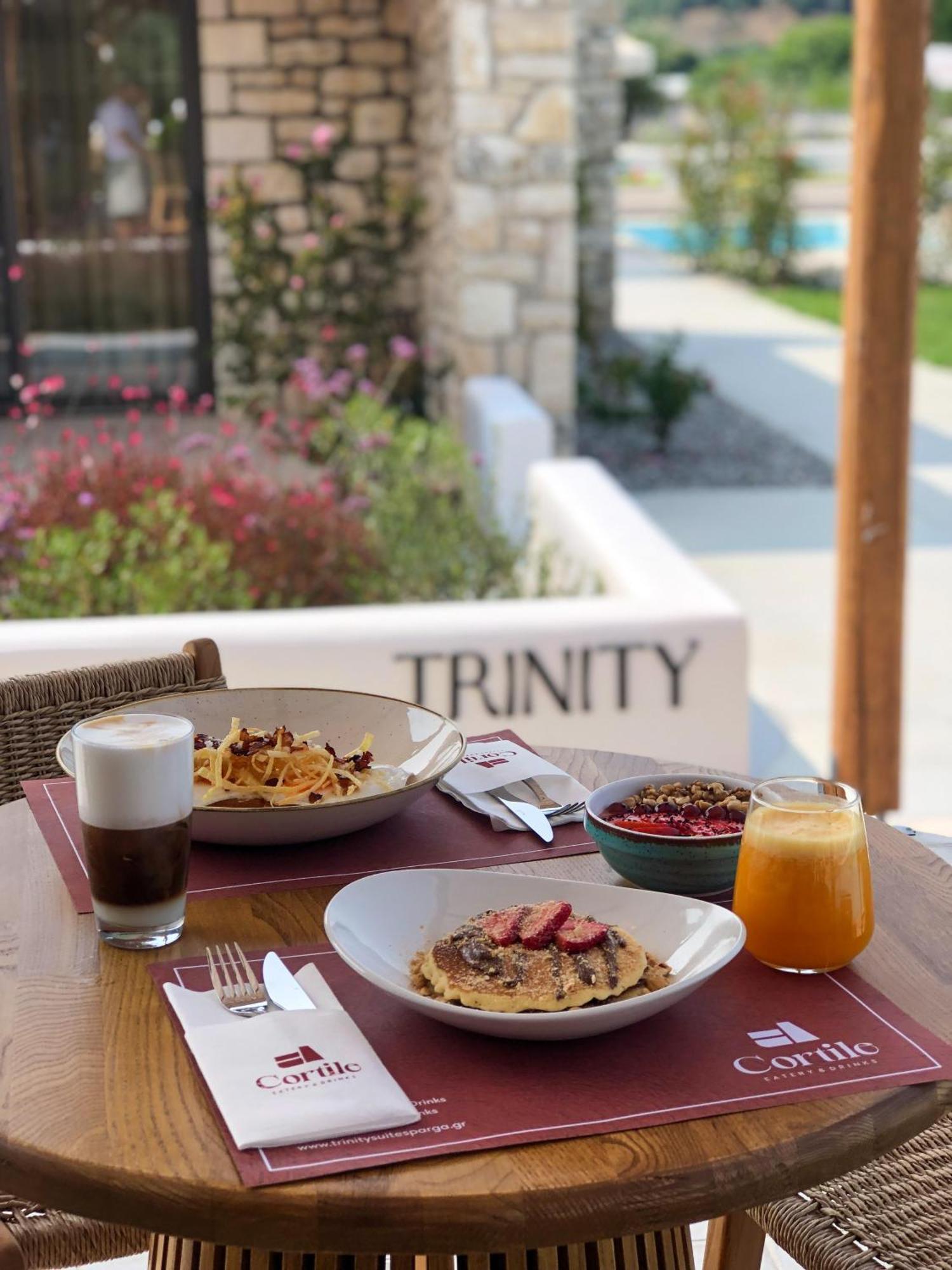 Trinity Design Suites Valanidorachi Exterior foto